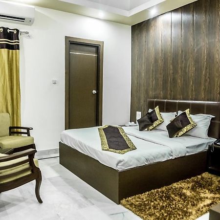 Hotel Red Orchid Meerut Exterior foto