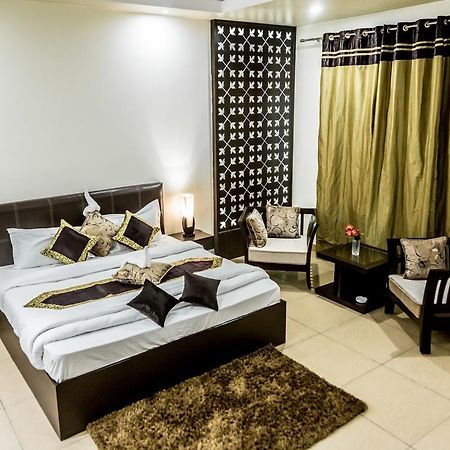Hotel Red Orchid Meerut Exterior foto